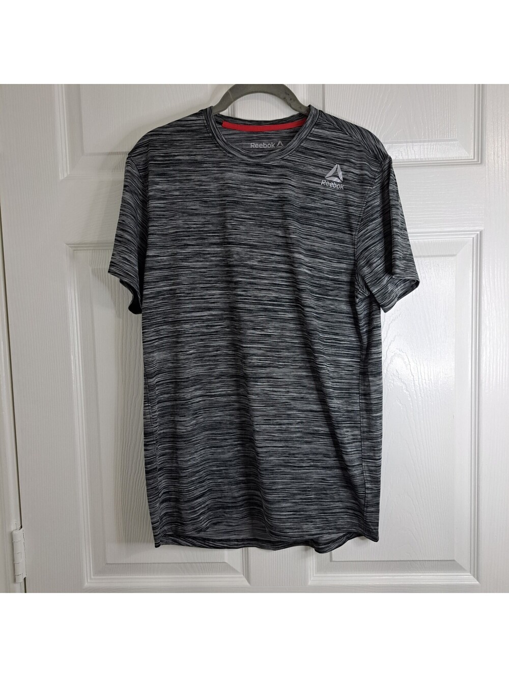 Reebok Gray and Black Stripe Pattern Athletic Performance T Shirt Mens Size S